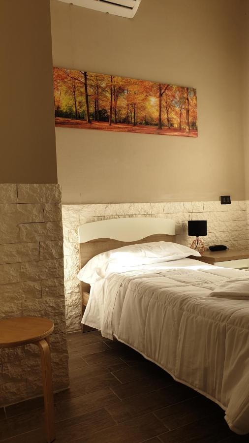 Albergo La Svolta เบรเชีย ภายนอก รูปภาพ